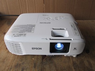 Epson EH TW740 Full HD 3LCD Home Cinema Projector