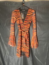 NWT Pretty little thing orange and black tiger striped dress size 4 long sleeve