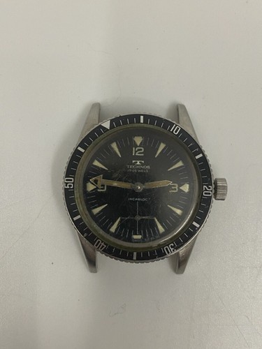 TECHNOS VINTAGE STEEL INCABLOC WATCH