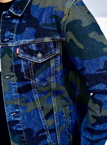 New LEVIS Premium denim CAMO Trucker 