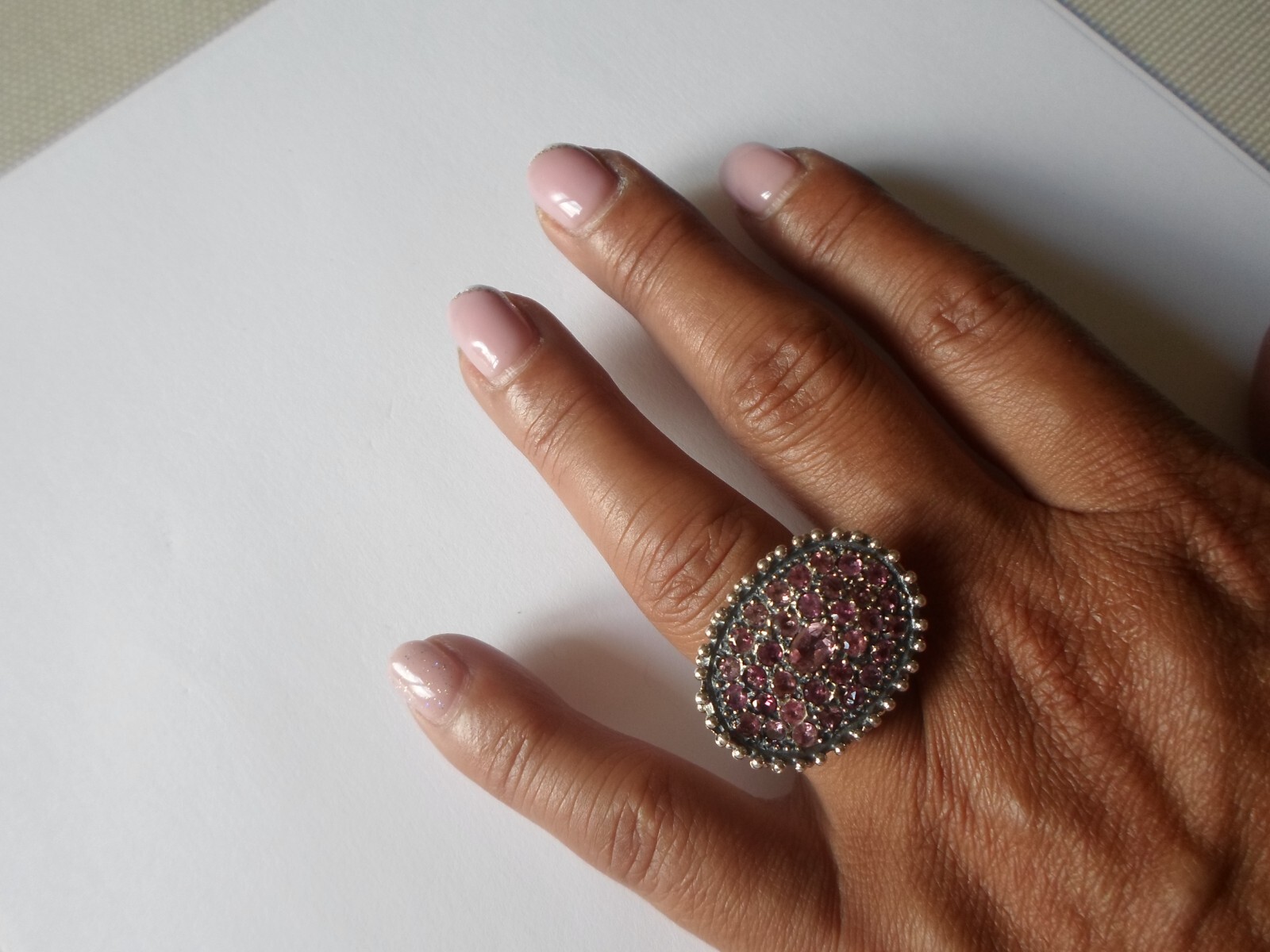 solid silver ring, pink zirconium pavement, chise… - image 4