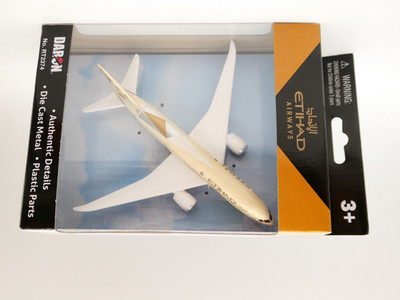 1:400 Herpa Daron RT2374 / Dream Liner Boeing 787 - Etihad Airways