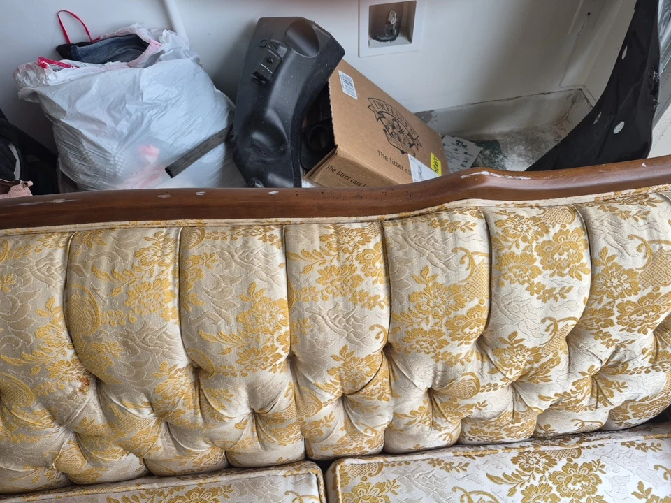 Винтажный диван - Изображение 2 из 2