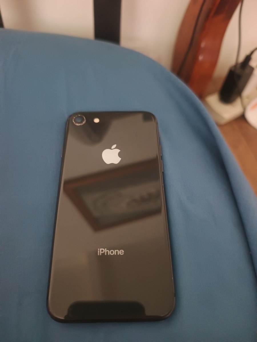 Apple iPhone 8 - 256GB - Space Grey (Unlocked) A1863 (CDMA + GSM