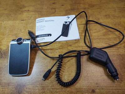 Parrot Mini kit SLIM Bluetooth Portable Speakerphone -Tested -w/Car & Home Cords