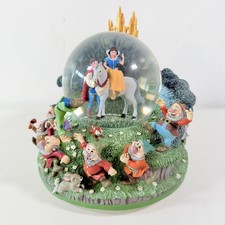 Disney Snow White & Seven Dwarfs Musical Snow Globe Prince Castle Brahms Waltz