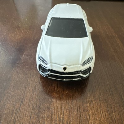 Hot Wheels Lamborghini Urus 1:64 Diecast Car White Black 2017 Model 2019