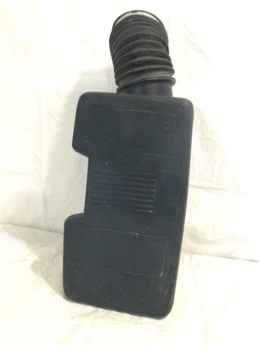 2019-2021 GMC Sierra 1500 Air Cleaner Intake Duct Resonator Assembly OEM - Picture 6 of 8