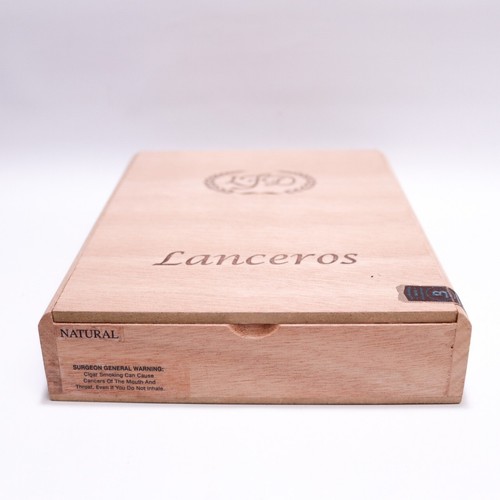 La Flor Dominicana Lanceros Natural Empty Wood Cigar Box 8.25" x 6.5" x 1.5" - Picture 2 of 10