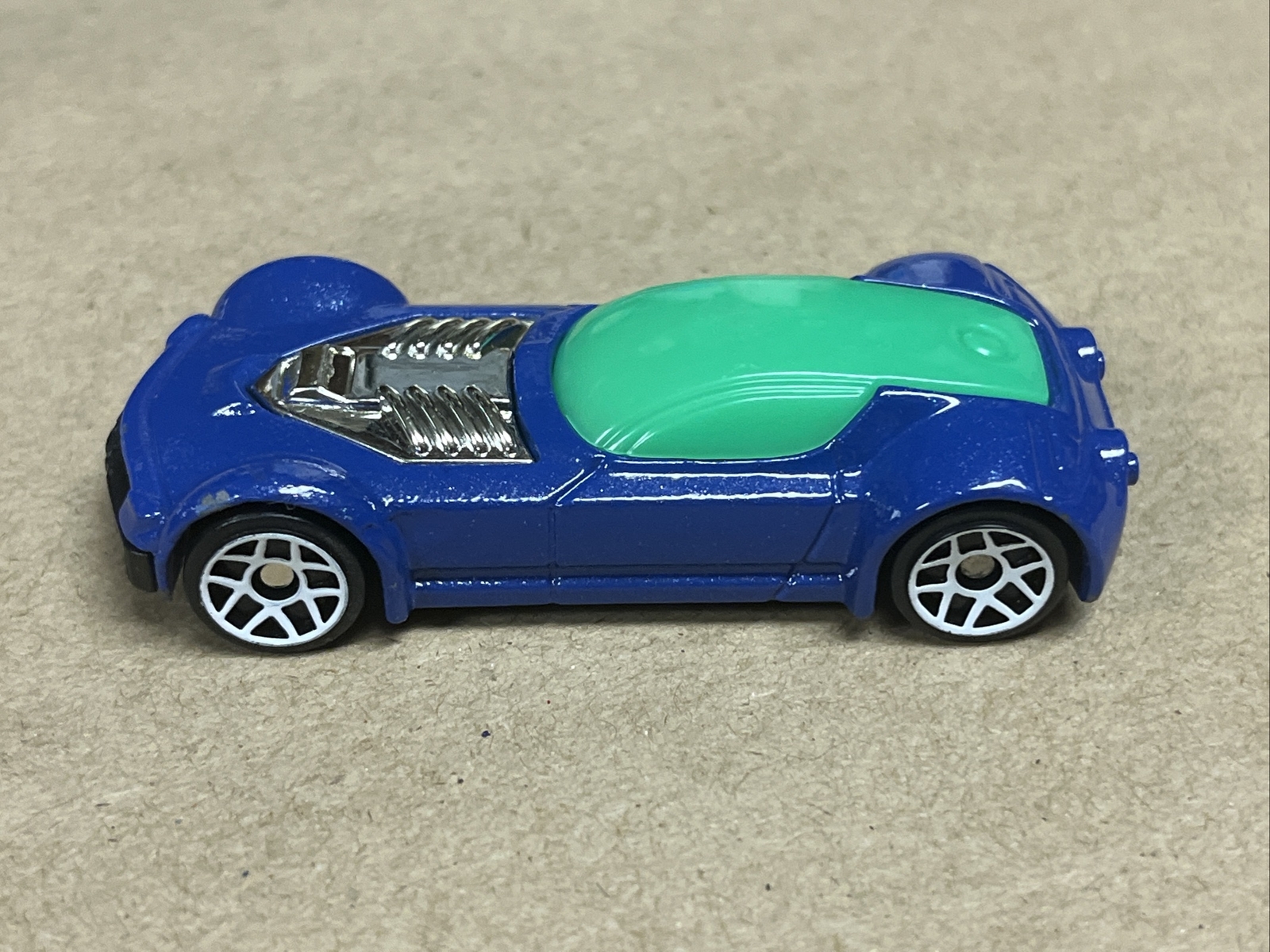 Hot Wheels 2009 Ballistik Blue Green McDonald’s Happy Meal Toy