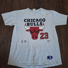 Vtg Nutmeg Chicago Bulls 23 Michael Jordan Jersey Tshirt Mens XL -Single Stitch