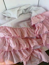 Falda Cuna Bebé Caden Lane Rosa Triple Nivel Volantes En Algodón En Los Cuatro Lados