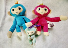 WowWee Fingerlings Plush Monkey Lot of 3 Clip-On Multicolor 2017
