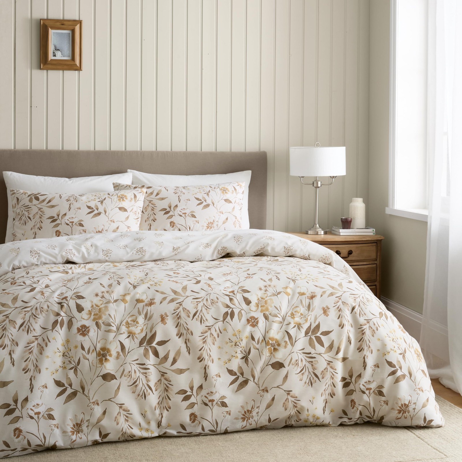 Catherine Lansfield Isadora Floral Reversible King Duvet Cover King, Natural