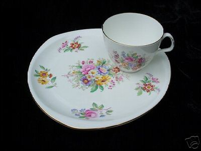 SNACK OR TENNIS SET (S) FRAGRANCE BY COALPORT lovely! - Picture 1 of 1