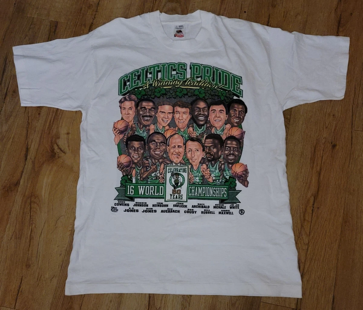 VINTAGE BOSTON CELTICS PRIDE LEGENDS WINNING TRADITION 50 YEARS T-SHIRT  SIZE S