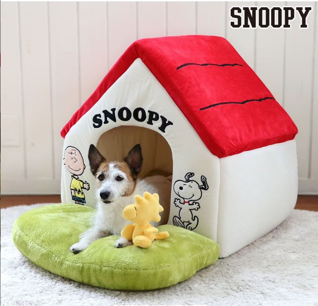Dog House Bed Pet Paradise Snoopy with Garden Red Roof Large (54 x