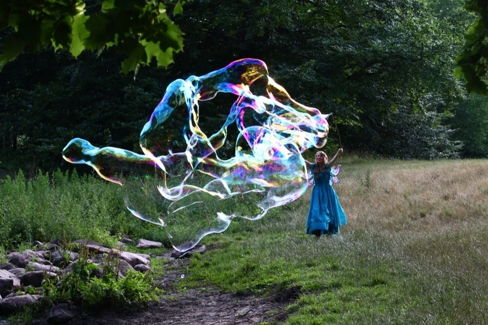 *** Konzentrat für 2,75 Liter Rekordgröße Riesen-Seifenblasen-Zaubermischung ***