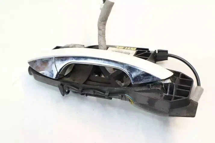 07-13 Mercedes W221 S550 S400 S63 AMG Manija de puerta exterior trasera izquierda Go OEM Foto 3 de 4