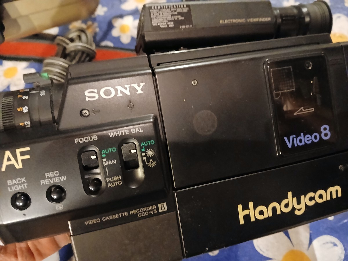 SONY Handycam 防水ビデオカメラ Vintage 1987 Sony Handycam CCD-V3 Video Camera Recorder Camcorder