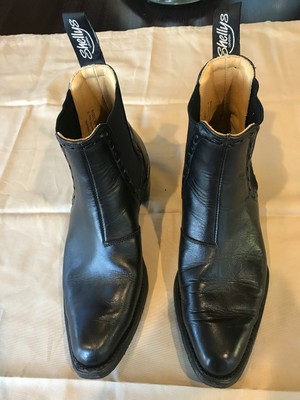 Beatle Style Chelsea Boots, Made in England, Size: US Men 8.5