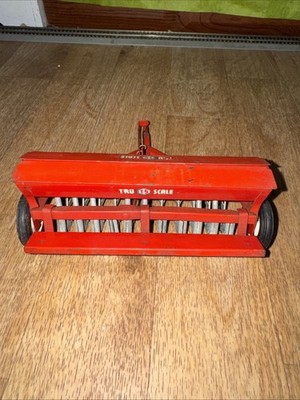 Tru-Scale Grain Drill made 1958 USA  1/16