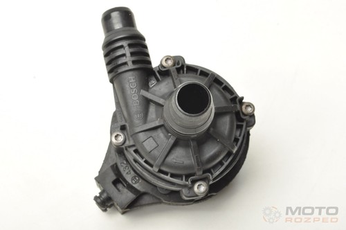 BMW 3 G20 330 e Plug-in-Hybrid 2.0 16V 292PS Wasserpumpe Kühlmittelpumpe 8840614