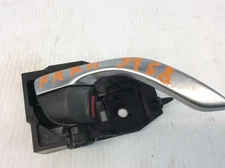 16 17 18 19  Mazda 3 Front Right Interior Door Handle V