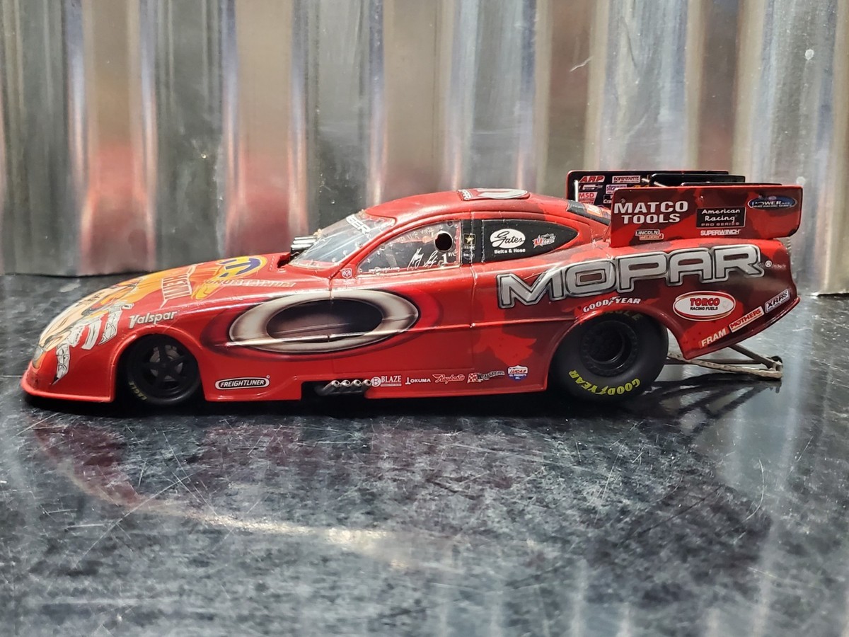 ミニカー OAKLEY DIECAST DRAG CARS NHRA Scotty Cannon 1:16 MILESTONE Diecast OAKLEY NITRO Funny