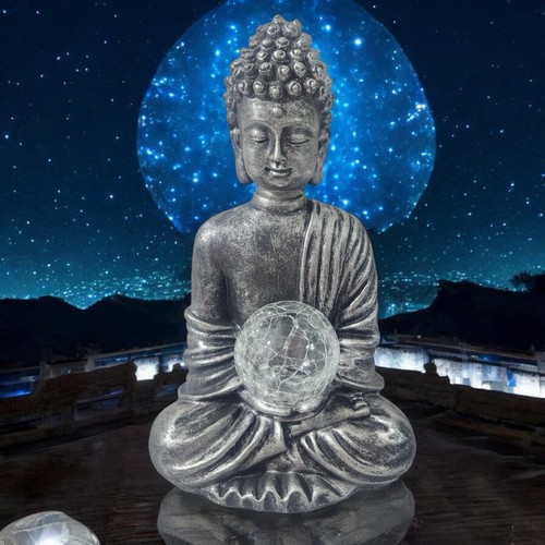 Buddha Ornamento da Giardino con Sfera di Luce LED | Statua Zen in Resina per Casa e Patio - Foto 10 di 11