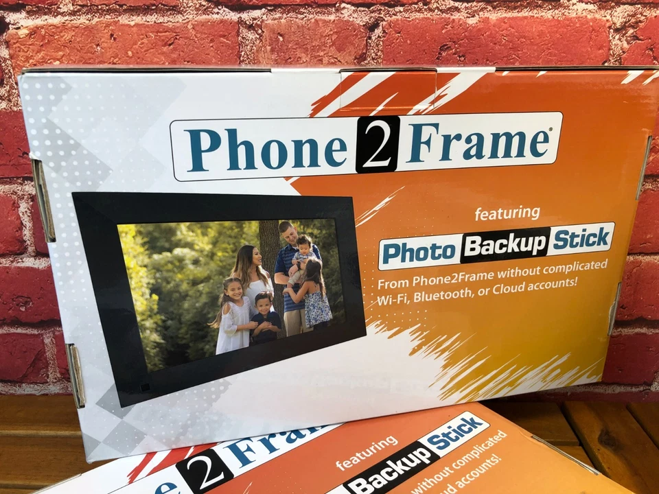 NEW IN OPEN BOX Set of 2 - PHONE 2 FRAME Digital Picture Frame 10" Display 32 GB - Image 3 of 4