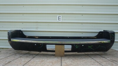 2007-2014 CADILLAC ESCALADE REAR BUMPER PLASTIC COVER PANEL