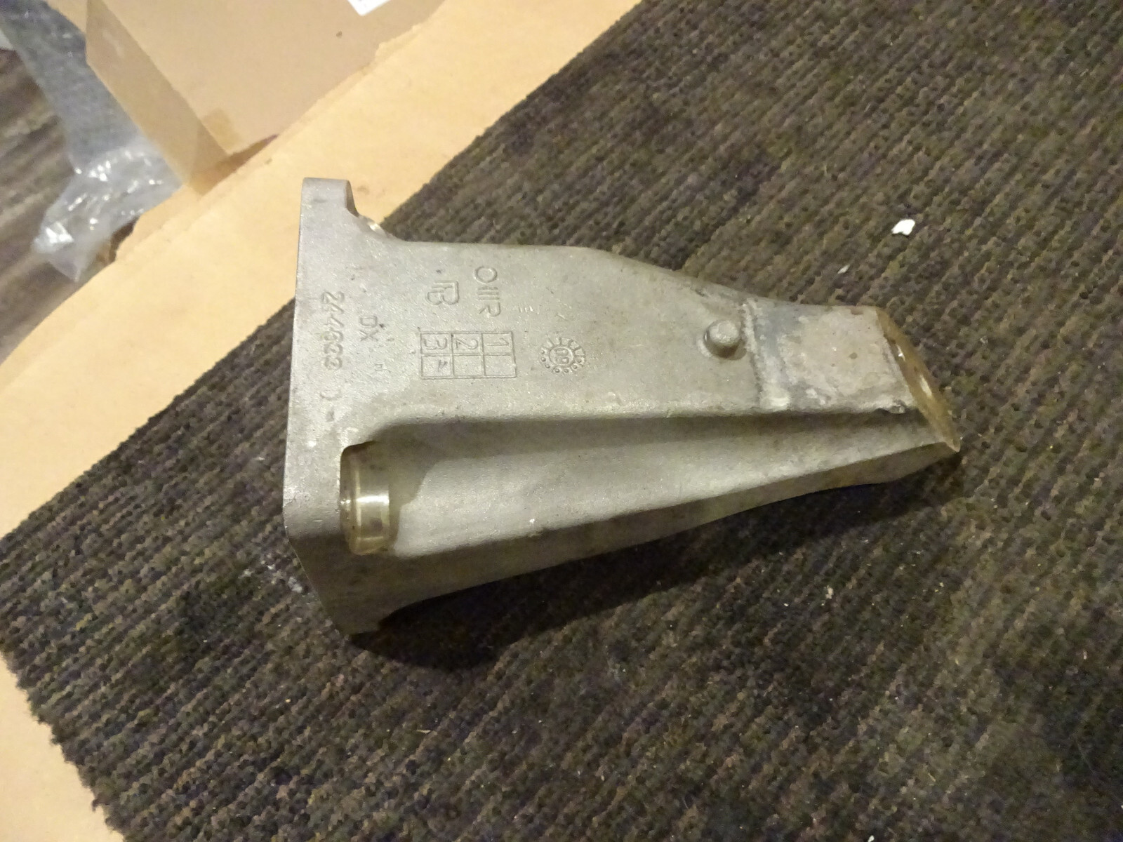 Ferrari California - RH Motor Mount Support Bracket - P/N 244633