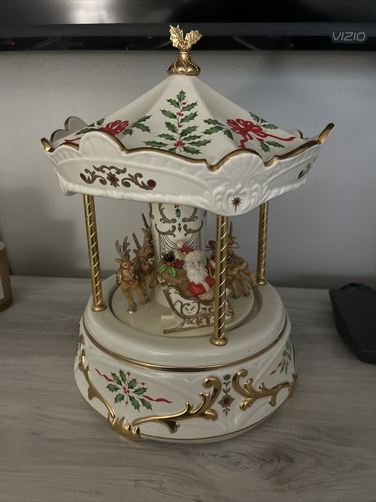 Lenox Holiday Santa Millennium Centerpiece Carousel WindUp Music Box