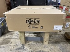 TRIPP LITE SMART2200RM2U Battery Backup 120V Rack Mount UPS