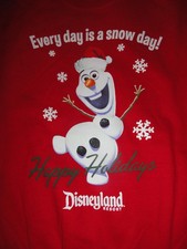 Medium Youth Red OLAF Disneyland SNOW DAY Hanes Sweatshirt NWT