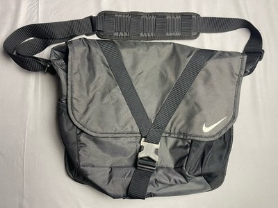 Nike Sportswear Essentials Shoulder Messenger Bag Laptop Tote Black DB0498-010
