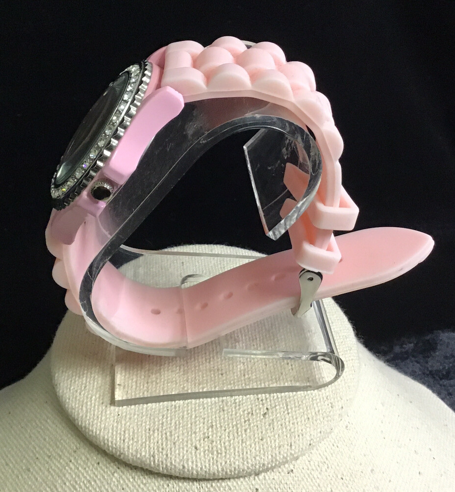 Ladies Geneva Pink Rubber Band Rubber Face Fashion Wrist  display picture 3