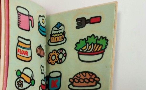 Vintage 1976 Sanrio Hello Kitty’s Cookbook Mini Seal Sticker Book Japan - Picture 5 of 6
