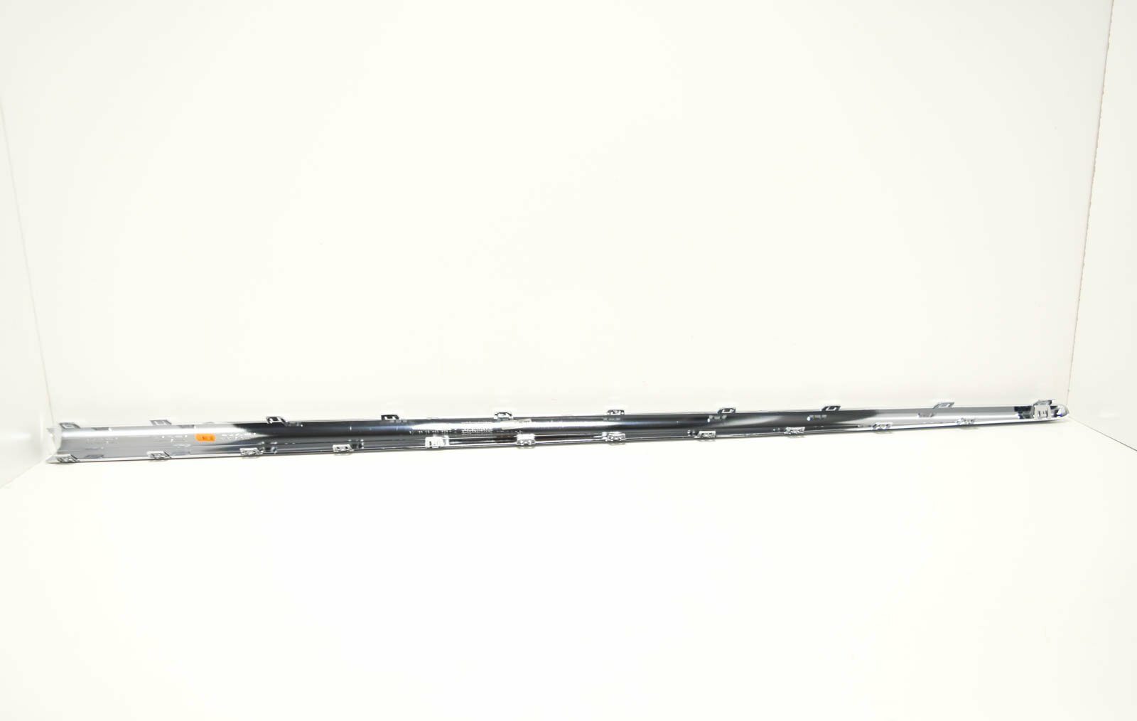 OEM MB S W222 AMG Front Right Side Skirt Ornamental Trim 