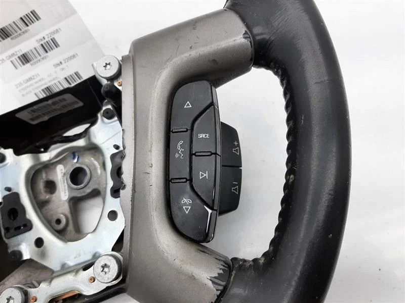 Volante Chevrolet Silverado 3500 2009-2014 22947784 Foto 2 de 4