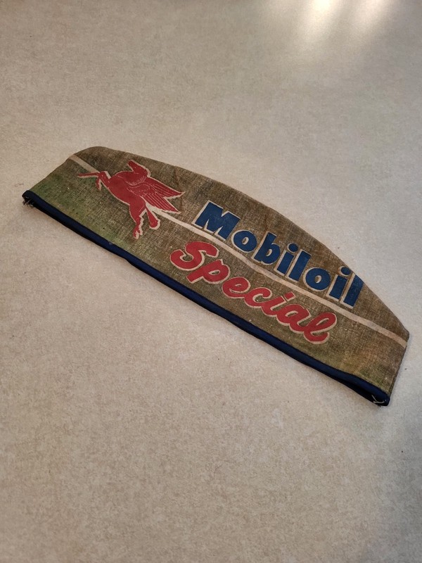 VINTAGE "MOBILOIL SPECIAL" ADVERTISING GAS STATION ATTENDANT'S FOLDING CAP