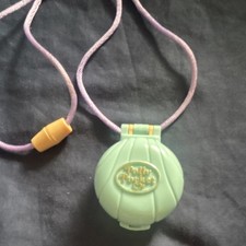 Bluebird Polly Pocket Vintage 1991 Plastic Locket Playset with Doll Ages 4-11
