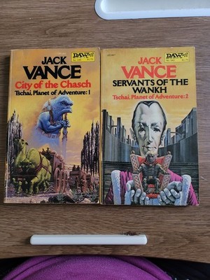 Tschai, Planet Of Adventure Books 1&2 By Jack Vance (Vintage Daw Paperbacks)