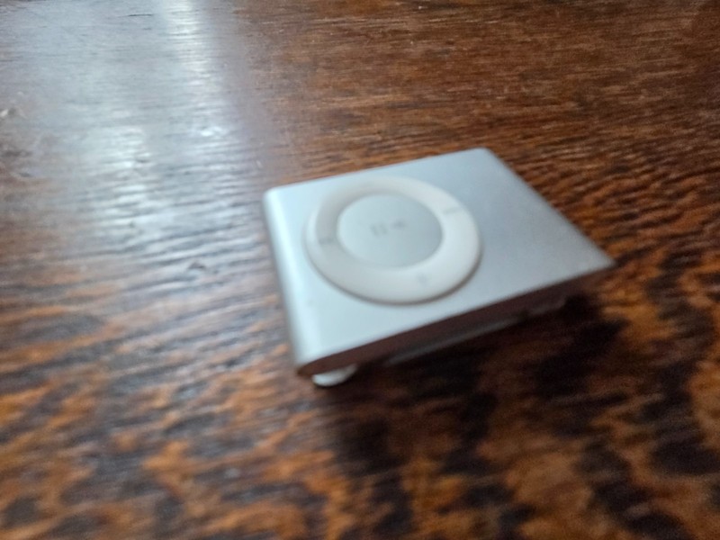 Apple iPod Shuffle 2nd Generation