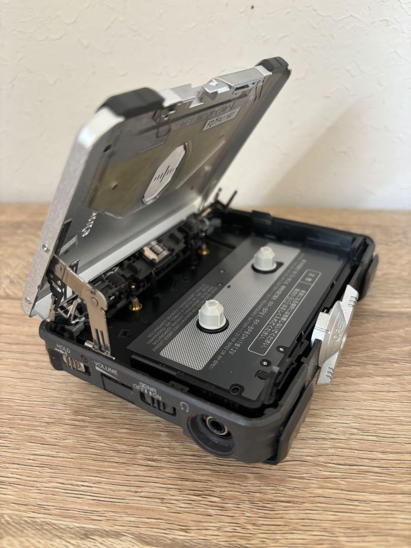 pizza　Panasonic SW55 Panasonic Rq-Sw55 Cassette Player Portable Vintage Walkman