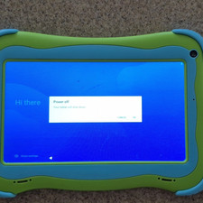 TOPELOTEK KIDS09 7in Kids Tablet 16GB Android Wi-Fi Green/Blue Dual Camera