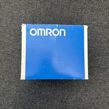 Omron E5AX-A Digital Temperature Controller 1...