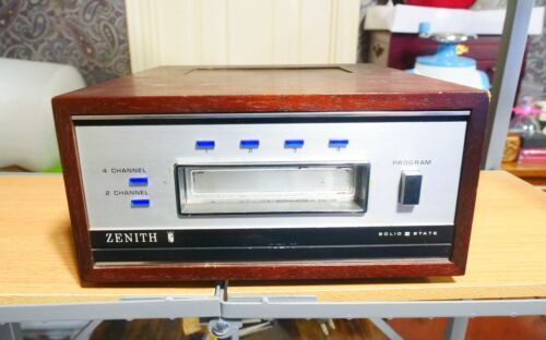 Vintage 1975 EIGHT 8 TRACK STEREO TAPE PLAYER ZENITH ALLEGRO F589W