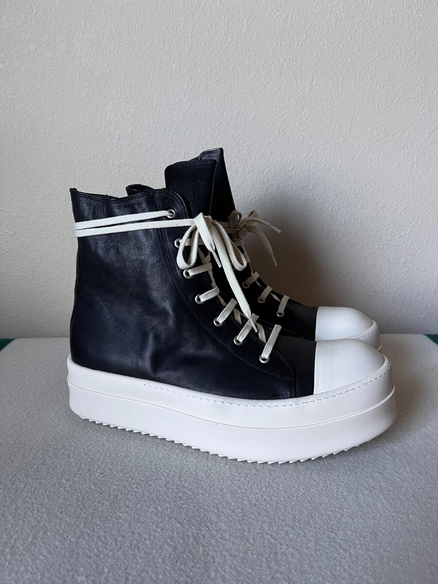 Rick Owens】 The new 「MEGA BUMPER」 series from the latest Rick Owens】 The new 「MEGA BUMPER」 series from the latest
